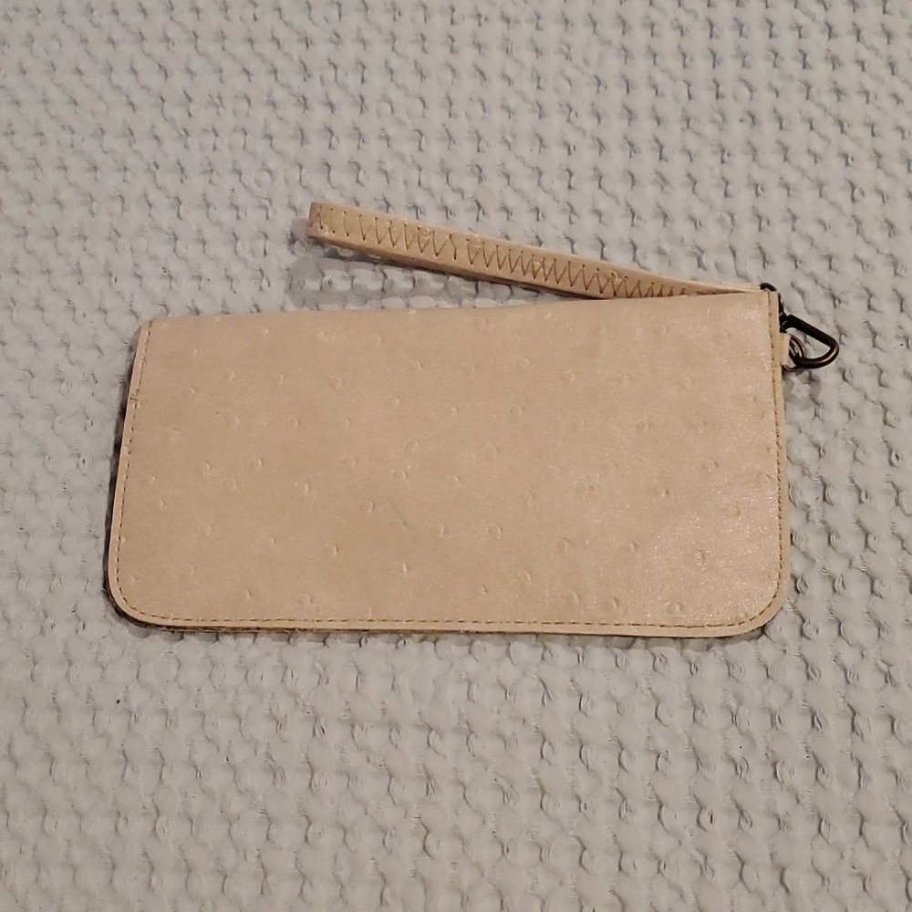 Adorable Wristlet (#9) - Picture 2 of 6
